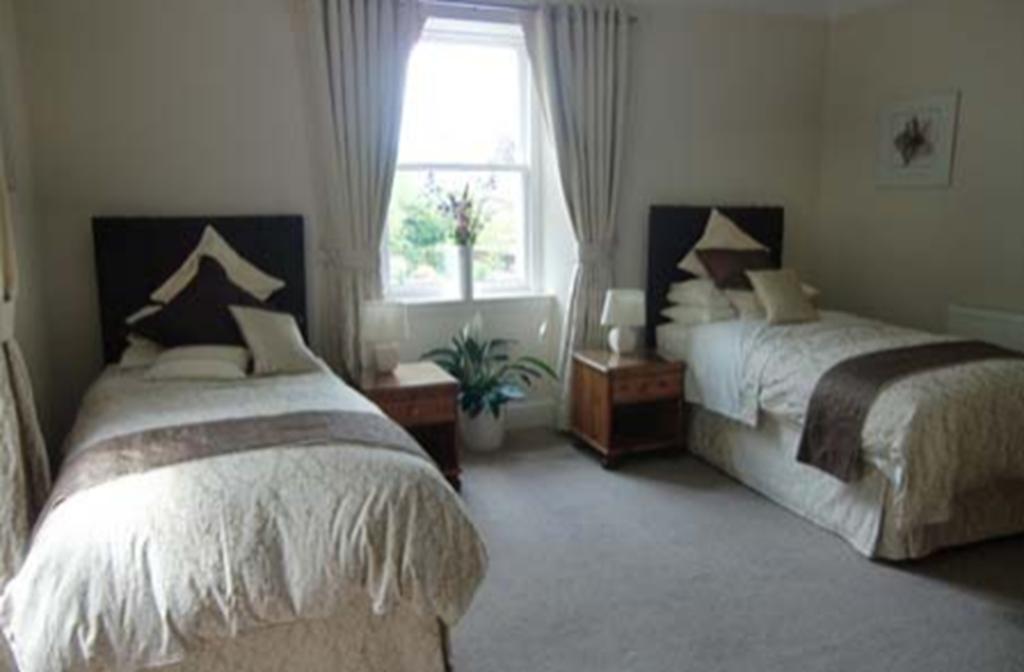 Mount Ceres Hotel Bonnyrigg Szoba fotó